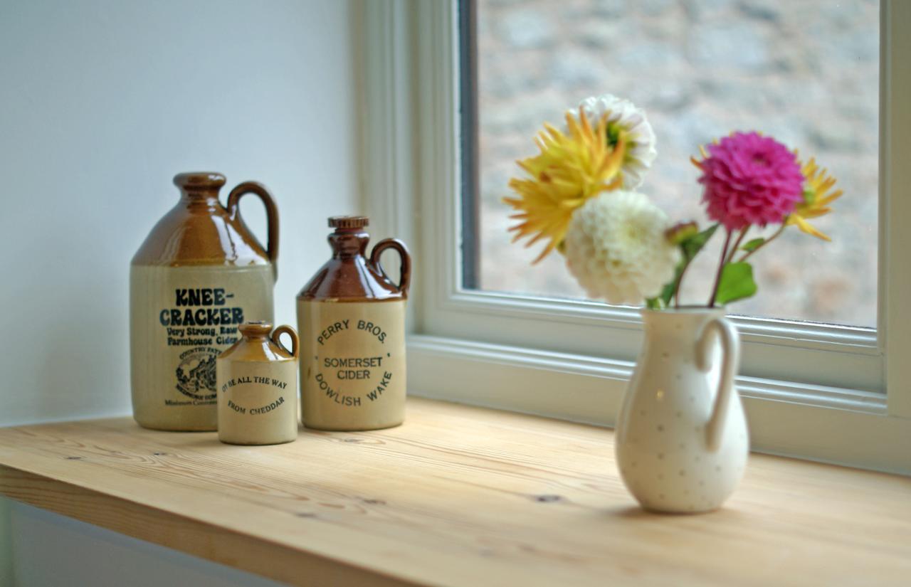 Westbury Cross House Bed & Breakfast Стая снимка